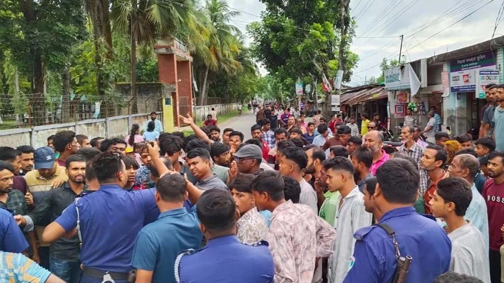 কালিগঞ্জে বিএনপির বিক্ষোভ কর্মসূচিতে দু’পক্ষের সংঘর্ষে আহত ১১