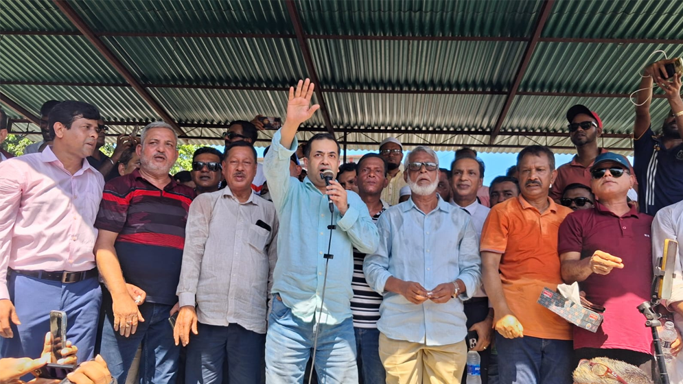 ডিসেম্বর নয়, বুকের পাটা থাকলে এখন দেশে আসেন: তথ্য প্রতিমন্ত্রী
