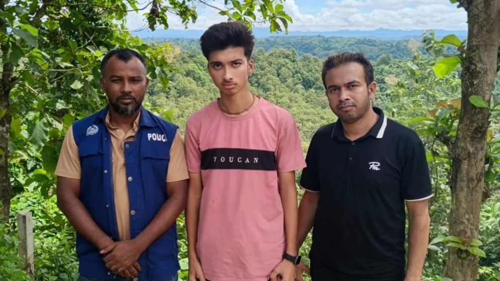 ‘মিস ইউ মা’ লিখে ফেসবুকে পোস্ট, ২৪ ঘণ্টা পর পাহাড়ে মিলল নিখোঁজ শিক্ষার্থী