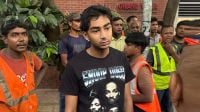 চালকের আসনে থাকা কিশোর অবশেষে গ্রেফতার