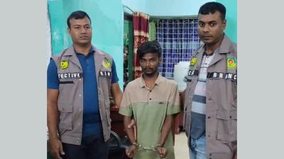 খুলনায় ৪ বিদেশি পিস্তলসহ যুবক আটক
