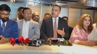 বোয়িংয়ের সঙ্গে ১১টি বিমান কেনার চুক্তি হয়েছে: মাহদী আমিন