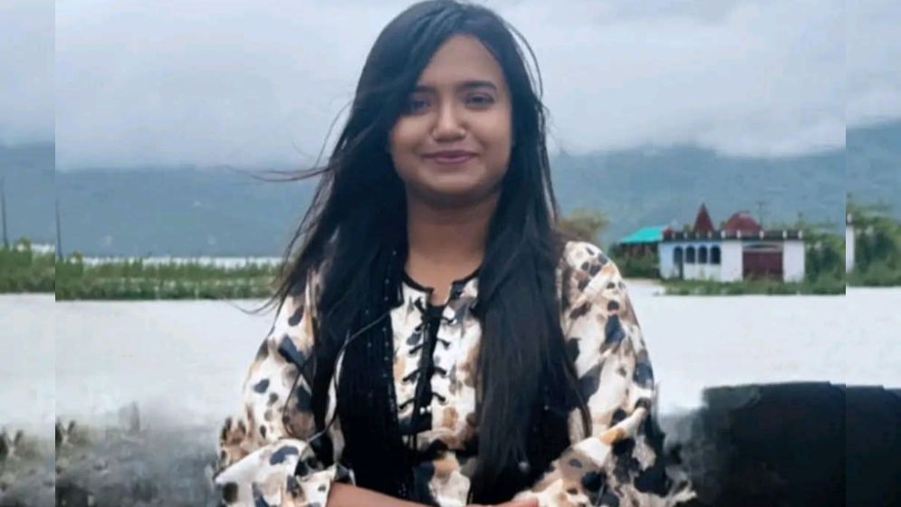 ছাত্রদল নেত্রী ইকরাকে দল  থেকে বহিষ্কার