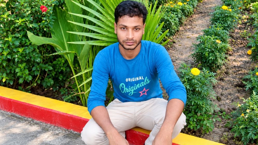 ‘সংসারে উদাসীন’ স্বামীকে কুপিয়ে হত্যা করলেন অন্তঃসত্ত্বা স্ত্রী