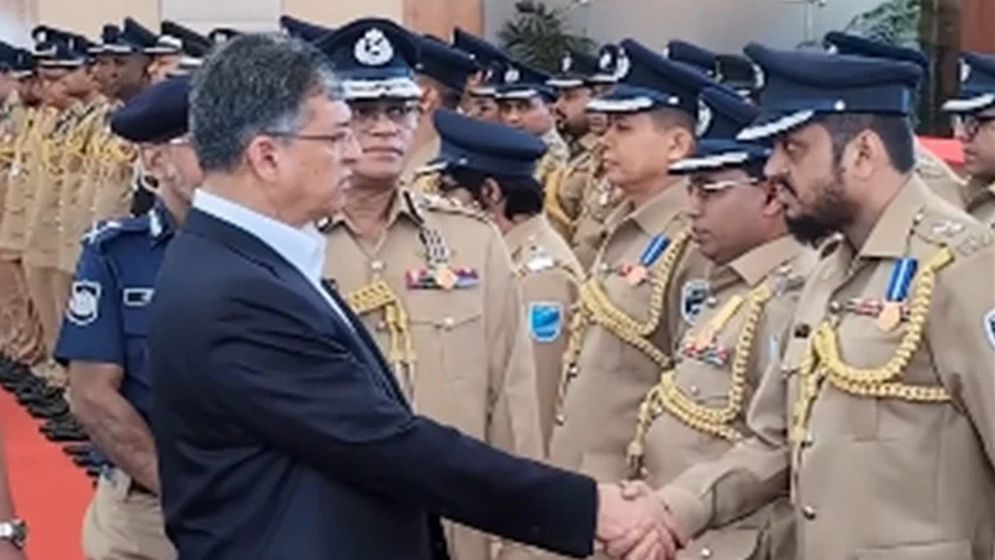 সাহস ও সেবায় অনন্য নজির স্থাপনে ৯২ জনকে দেওয়া হলো পুলিশ পদক