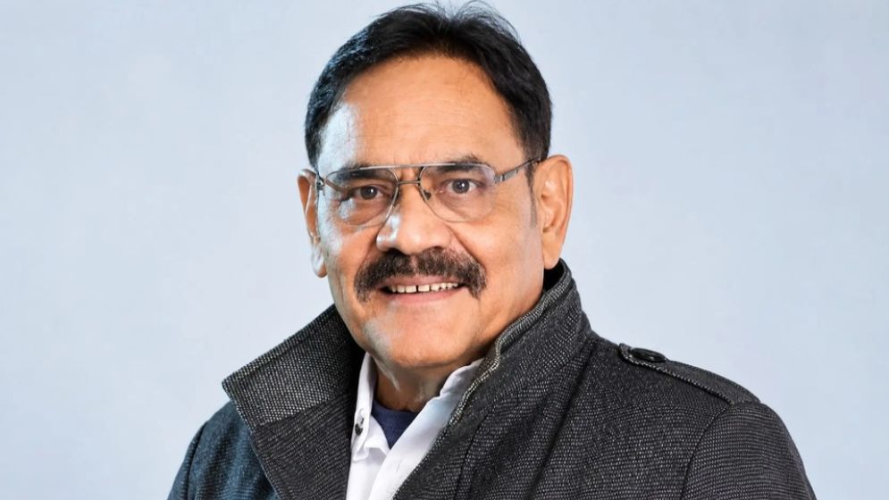 শ্রদ্ধা আর ভালোবাসায় চিরবিদায়ে মুস্তাক খান