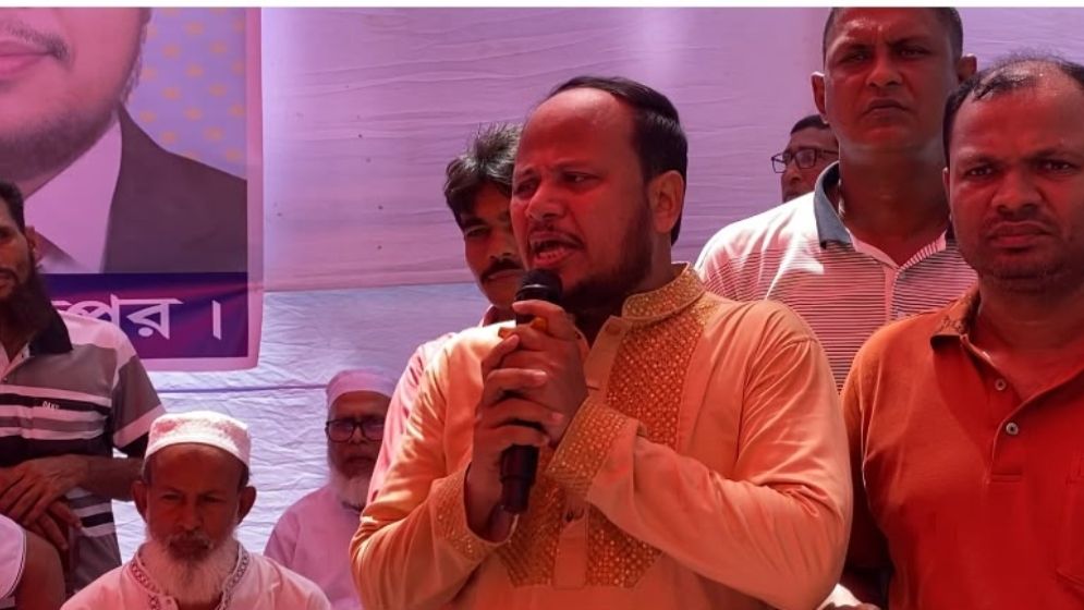 ডেঙ্গু প্রতিরোধে ১৫শ মানুষকে শপথ করালেন বিএনপি নেতা