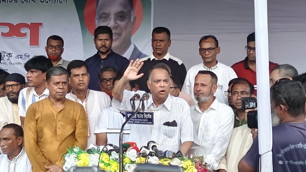 ভারতে বসে ফেসবুকে হুমকি-ধমকি দিয়ে লাভ হবে না: বিদ্যুৎমন্ত্রী