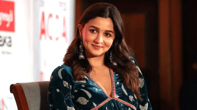 বানসালির সিনেমায় বোল্ড দৃশ্যে আলিয়া ভাট