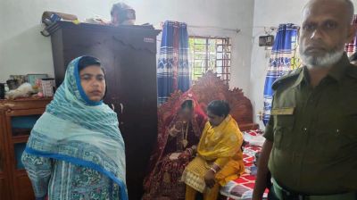 বিয়ের আসরে অসুস্থ ১৪ বছরের কনে, হাসপাতালে নিলেন ইউএনও