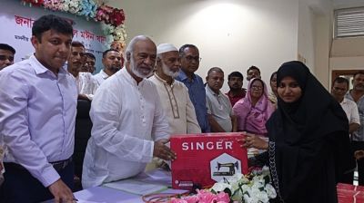 সুবিধাবঞ্চিতদের উন্নয়নকে প্রাধান্য দিয়েই কাজ করছে সরকার: মঈন খান