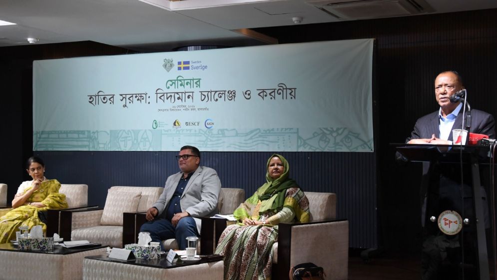 মানুষ ও হাতির নিরাপদ সহাবস্থান নিশ্চিতে কার্যকর পদক্ষেপ নেওয়া হবে: পরিবেশমন্ত্রী