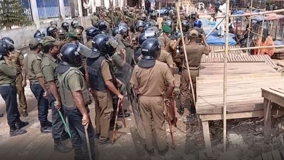 আশুলিয়ায় আনসার-হকার সংঘর্ষ, আহত ১৫