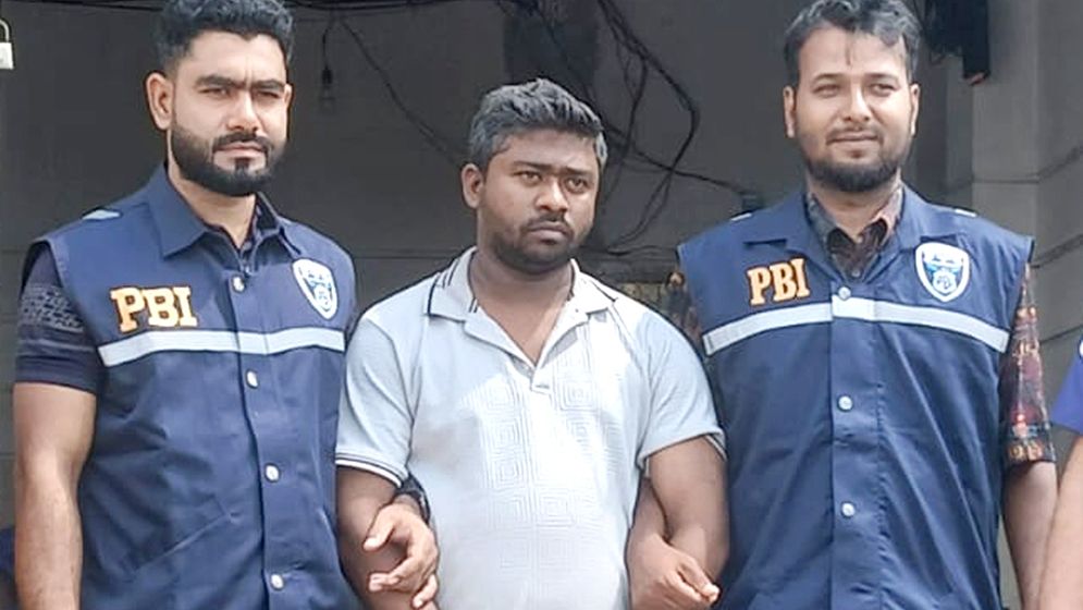 নিরঞ্জনকে হত্যার পর ড্রামে ভরে স্লুইসগেটে ফেলে দেন শামীম