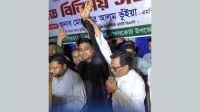 কেন্দ্র থেকে বহিষ্কৃত দুই যুবদল নেতাকে সভাপতি ঘোষণা এমপির