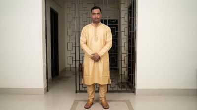 ফ্যামিলি কার্ডের নামে টাকা হাতিয়ে নেওয়ার অভিযোগ