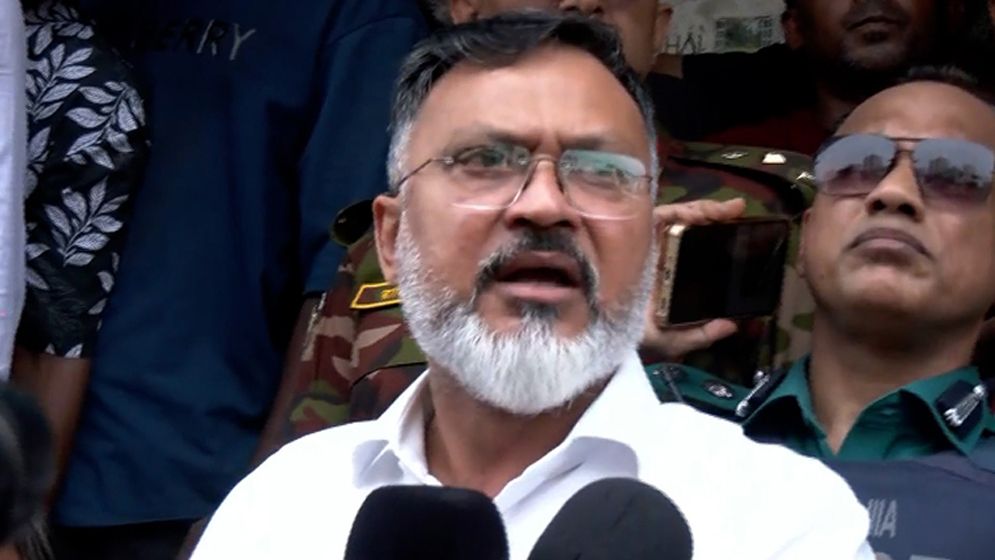 মিরপুরে উচ্ছেদ চলমান থাকবে, ফ্যাসিবাদের দোসররা হামলা করছে: ডিএনসিসি প্রশাসক
