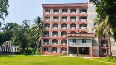 ৫০০ শিক্ষার্থীর পাঠদান চলছে মাত্র ৩ শিক্ষক দিয়ে