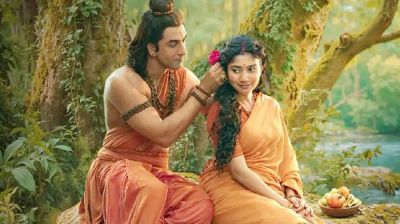 রাম রূপ নিয়ে বিতর্কের মাঝেই যে প্রতিক্রিয়া জানালেন রণবীর