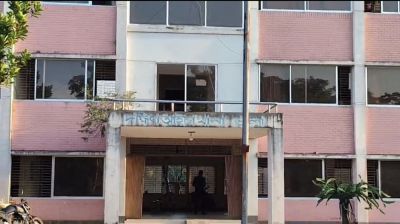 গভীর রাতে মাদককারবারির বাসায় কেন গেলেন যুবদল নেতা-বন কর্মকর্তা