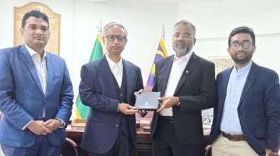 মালয়েশিয়ায় বাংলাদেশের হাইকমিশনারের সঙ্গে ইআবি উপাচার্যের সৌজন্য সাক্ষাৎ
