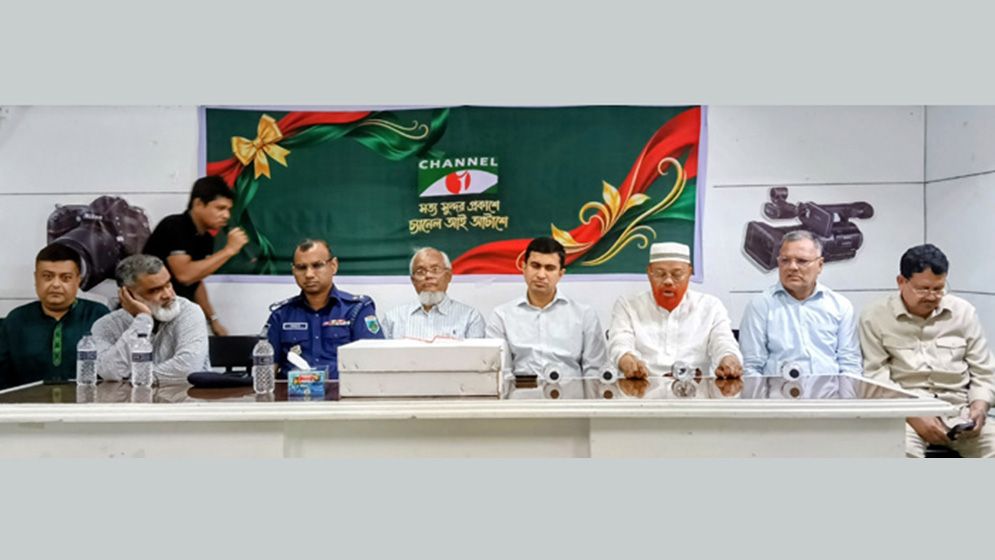 শিক্ষাগুরু-প্রবীণদের যে সম্মান দিয়ে প্রশংসায় ভাসছেন এমপি শিমুল বিশ্বাস