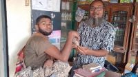 ভিক্ষা ছেড়ে ১ হাজার টাকার পুঁজিতে আল আমিনের ঘুরে দাঁড়ানোর লড়াই