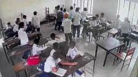শ্রেণিকক্ষে ঢুকে ছাত্রকে তিনবার আছাড়, আটক ১