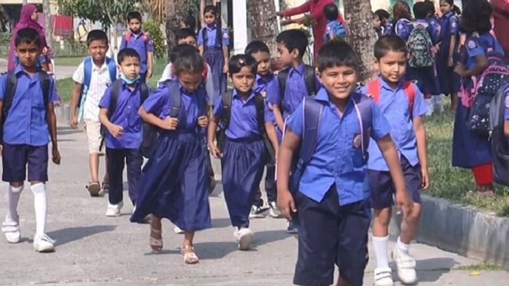 শিক্ষাপ্রতিষ্ঠানে দুর্গাপূজায় লম্বা ছুটি, কোথাও মিলছে ১৬ দিন