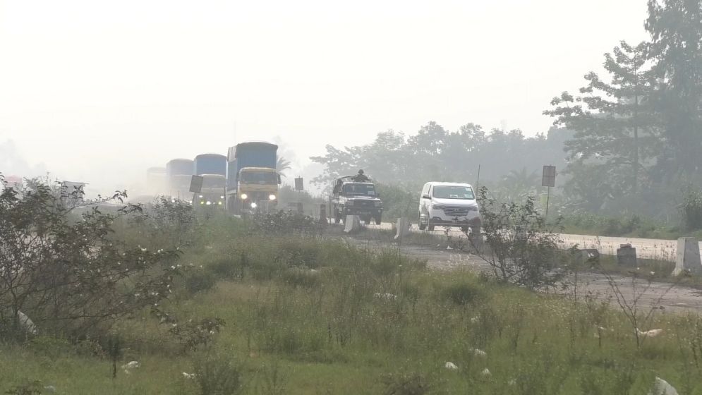 রূপপুরের পথে ইউরোনিয়াম