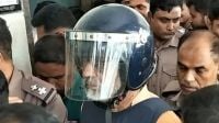 আখতারুজ্জামানকে কারাগারে পাঠানোর নির্দেশ, আদালতকক্ষে হট্টগোল