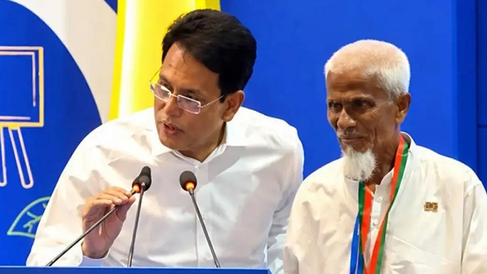 ‘এক টাকার শিক্ষক’ পেলেন রাষ্ট্রীয় সম্মাননা
