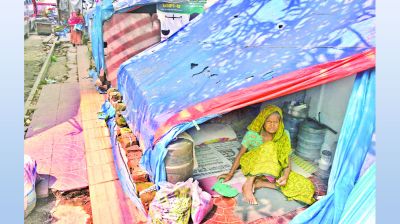 আবাসনের চাপে পিষ্ট মানুষ
