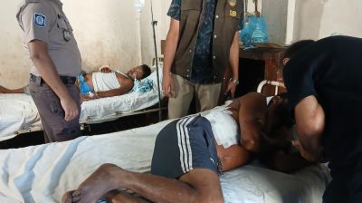 বাংলাদেশি ভেবে নিজ দেশের দুই নাগরিককে গুলি করে ফেলে গেল বিএসএফ