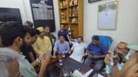রাবি সাংবাদিকদের ওপর হামলার ঘটনায় মামলা করবে প্রশাসন