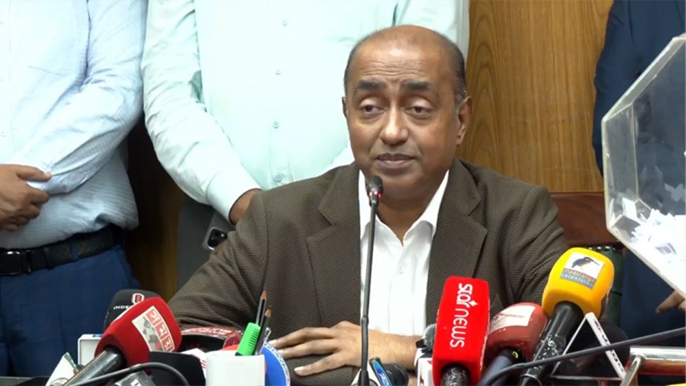 সাবরেজিস্ট্রারের বিরুদ্ধে দুর্নীতির অভিযোগ পেলে ব্যবস্থা: আইনমন্ত্রী
