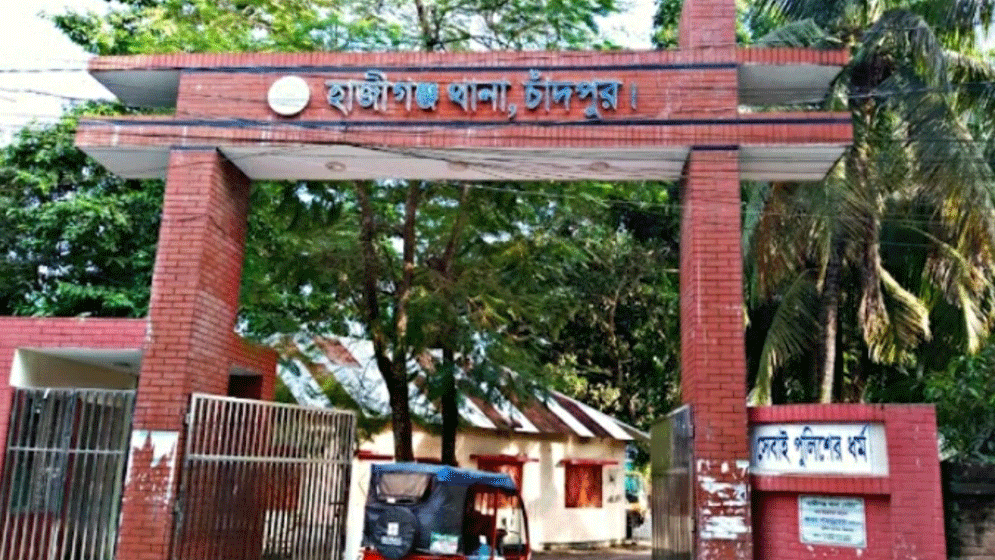 ট্রাকের ধাক্কায় অটোরিকশা থেকে পড়ে নারীর মৃত্যু