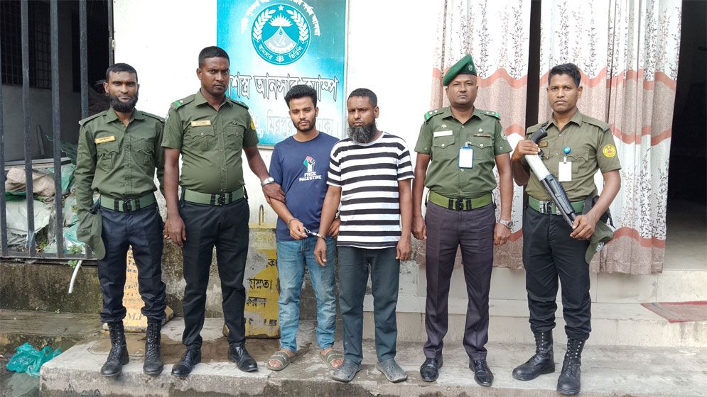 বিআরটিএ কার্যালয়ে অভিযান, দুই দালালের কারাদণ্ড