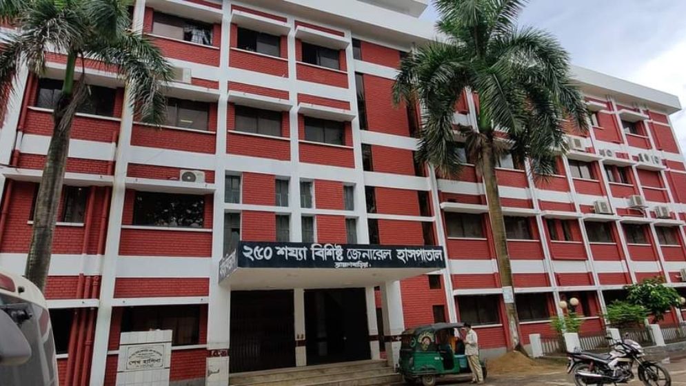 ব্রাহ্মণবাড়িয়ায় পাগলা কুকুরের কামড়ে নারী-শিশুসহ আহত ২০