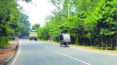 কক্সবাজারে বেড়াতে এসেছিল কিশোরী, অটোরিকশার চাকায় ওড়না প্যাঁচিয়ে মৃত্যু