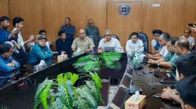 সাংবাদিকের ওপর হামলা: রাবির হল প্রাধ্যক্ষকে অব্যাহতি
