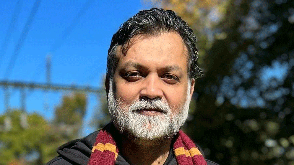 সুস্থ প্রতিযোগিতা থাকুক কিন্তু তা যেন মাত্রা না ছাড়ায়: সৃজিত মুখার্জি