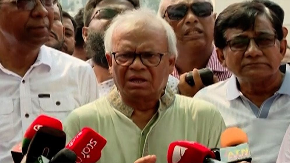 সড়কে মাফিয়াতন্ত্র ও চাঁদাবাজির অবসান ঘটাতে হবে: রিজভী