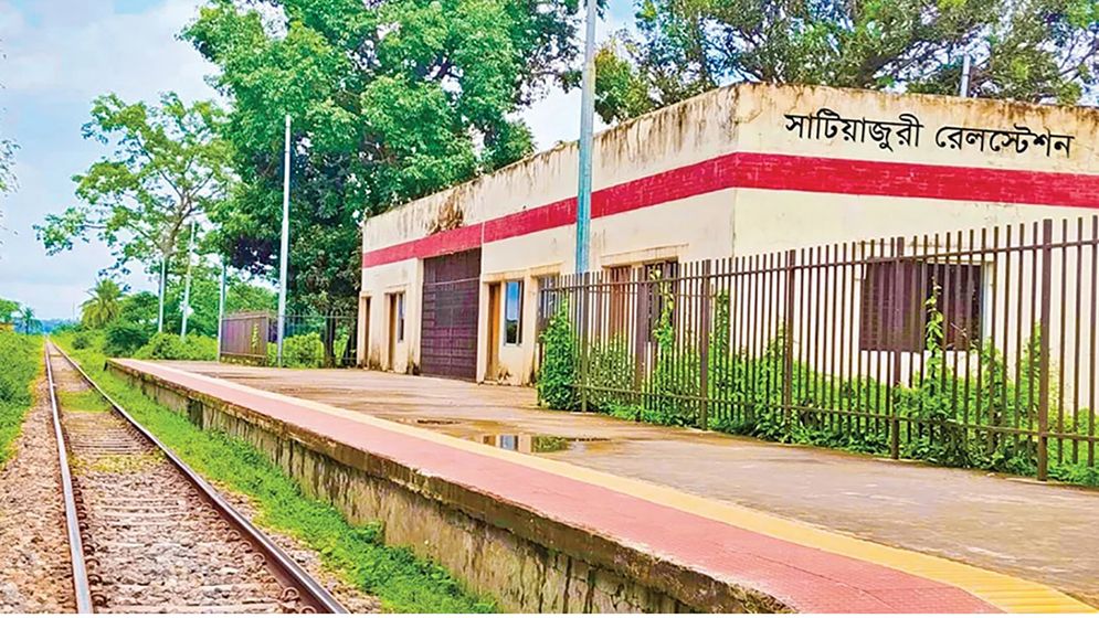 ৭৮ লাখ টাকায় নির্মিত স্টেশনে থামে না ট্রেন
