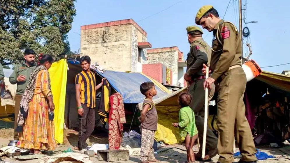 রোহিঙ্গাদের পর কাশ্মীরে কথিত বাংলাদেশিদের বিরুদ্ধে অভিযান