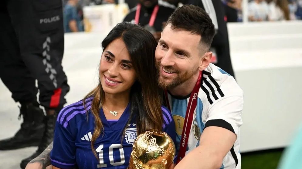 ‘এই ভালোবাসা তোমার নিজের অর্জিত’—মেসির বিদায়ে রোকুজ্জোর আবেগঘন বার্তা