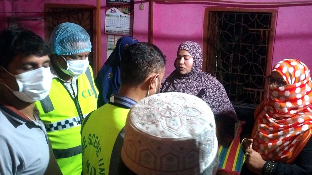 চেতনানাশক স্প্রে মেরে চুরি, প্রাণ গেল সাবেক পুলিশ কর্মকর্তার