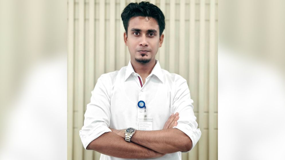 ম্যাজিস্ট্রেট নওশাদকে বিমানবন্দর থেকে সরিয়ে দেওয়ার দাবি প্রচার, যা জানা গেল