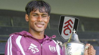 ফুলহামের বর্ষসেরা তরুণের পুরস্কার ফারহান আলী ওয়াহিদের হাতে