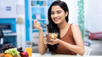 ত্বকের সুস্থতায় যেসব খাবার খাবেন